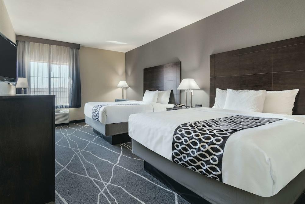 Отель La Quinta By Wyndham Houston Energy Corridor Экстерьер фото