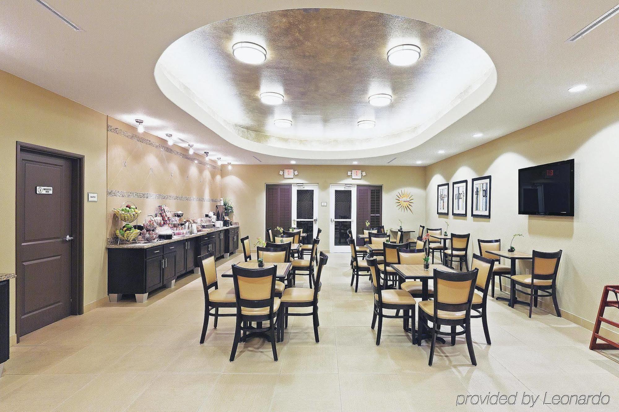 Отель La Quinta By Wyndham Houston Energy Corridor Ресторан фото